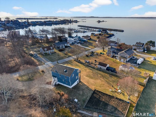 18 Noble Avenue, Groton, CT 06340