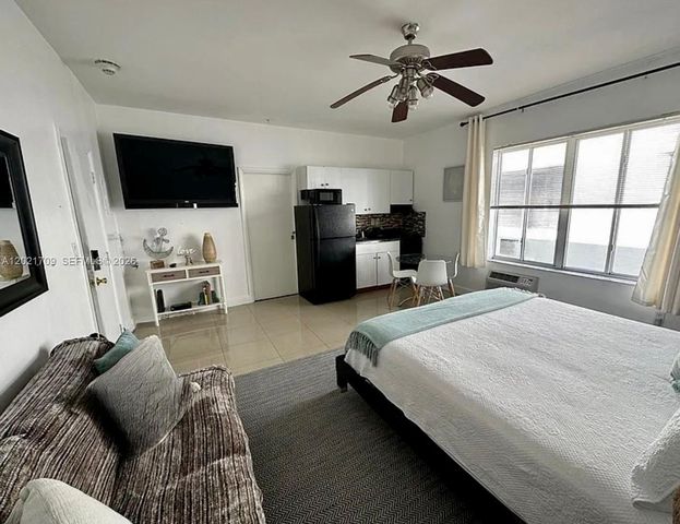 3700 Collins Avenue S306, Miami Beach, FL 33140