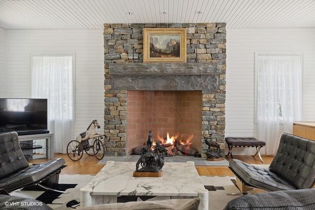 15360 Lakeshore Road, Lakeside, MI 49116