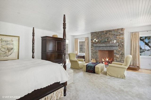 15360 Lakeshore Road, Lakeside, MI 49116