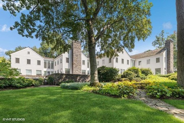 15360 Lakeshore Road, Lakeside, MI 49116