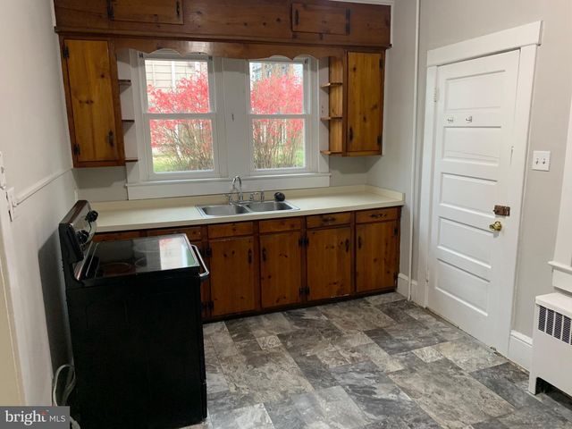 559 HILLMAN DR, Winchester, VA 22601