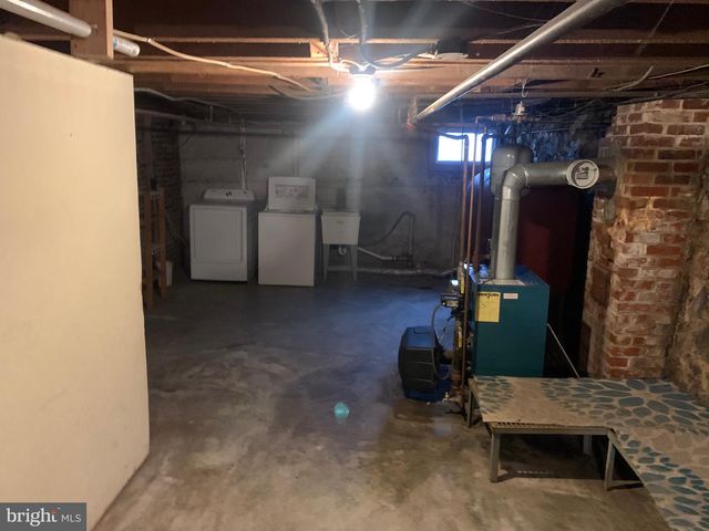 559 HILLMAN DR, Winchester, VA 22601