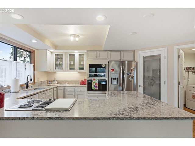 2804 Se SPYGLASS Dr, Vancouver, WA 98683