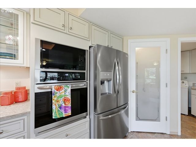 2804 Se SPYGLASS Dr, Vancouver, WA 98683