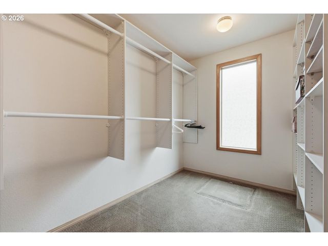 2804 Se SPYGLASS Dr, Vancouver, WA 98683