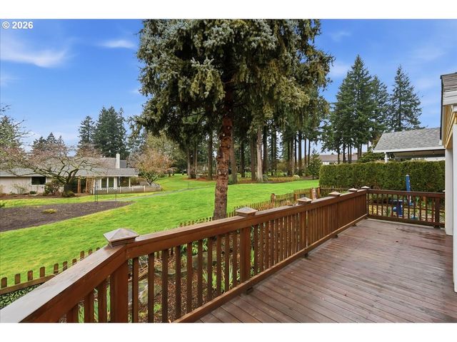 2804 Se SPYGLASS Dr, Vancouver, WA 98683