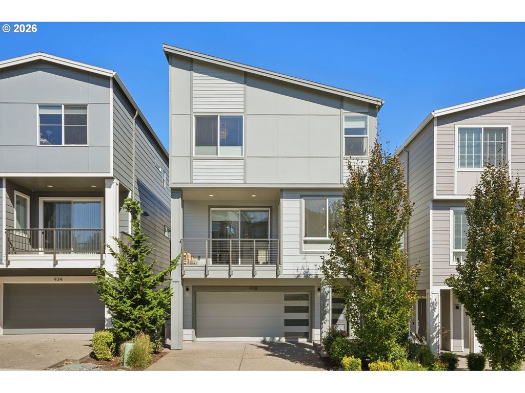 938 Sw ADRIAN Ter, Beaverton, OR 97005
