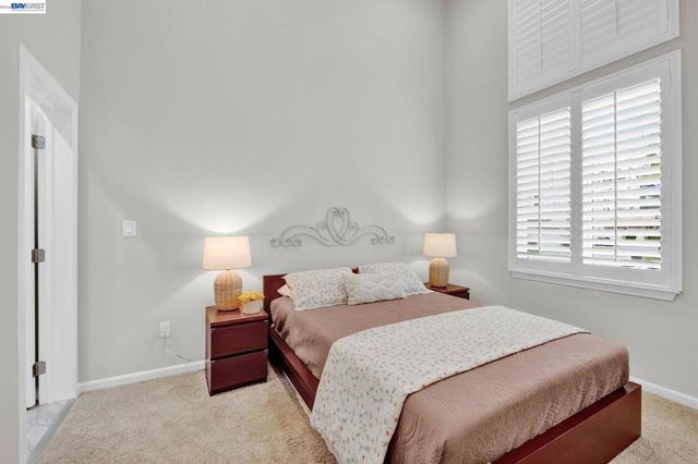 6197 Yardley Ln, San Ramon, CA 94582