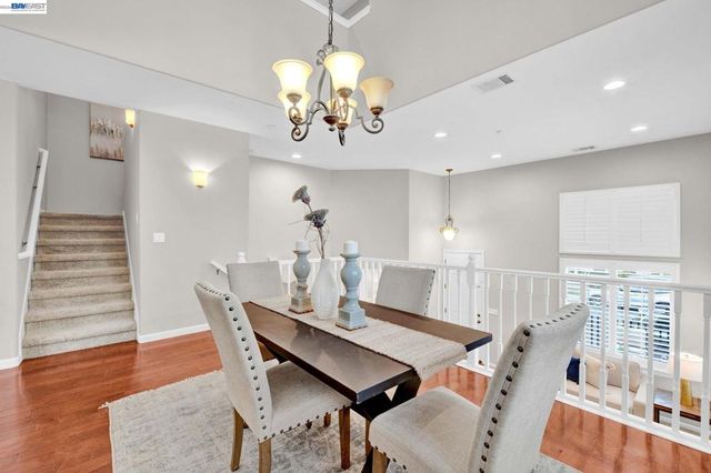 6197 Yardley Ln, San Ramon, CA 94582