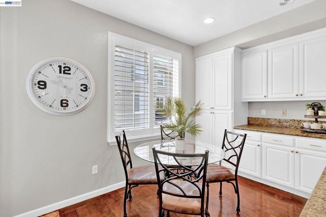 6197 Yardley Ln, San Ramon, CA 94582