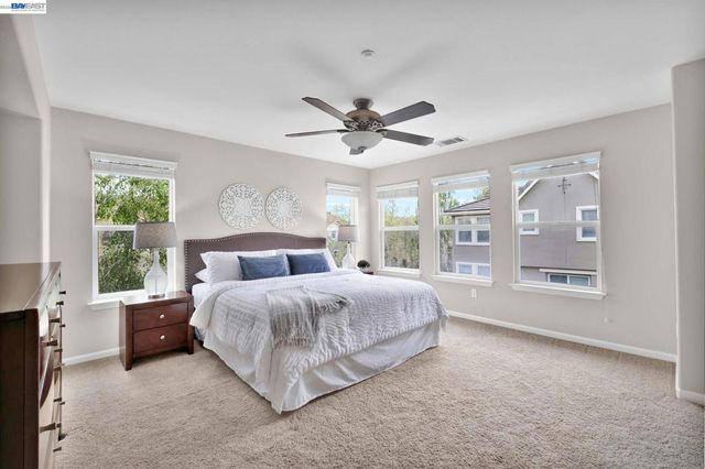 6197 Yardley Ln, San Ramon, CA 94582