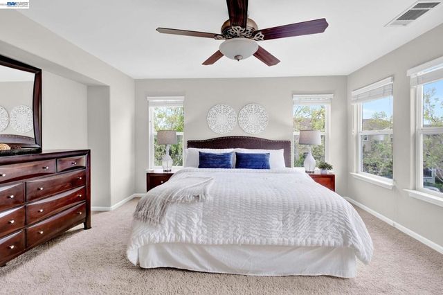 6197 Yardley Ln, San Ramon, CA 94582