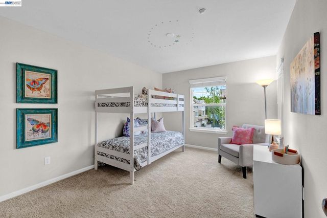 6197 Yardley Ln, San Ramon, CA 94582