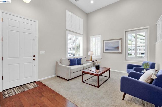 6197 Yardley Ln, San Ramon, CA 94582