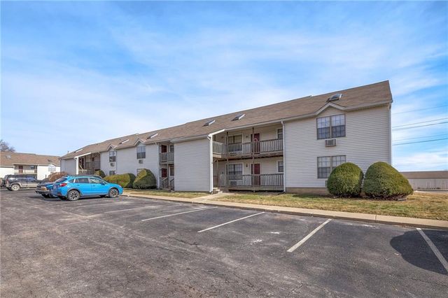 6822 Chapel Drive, Belton, MO 64012