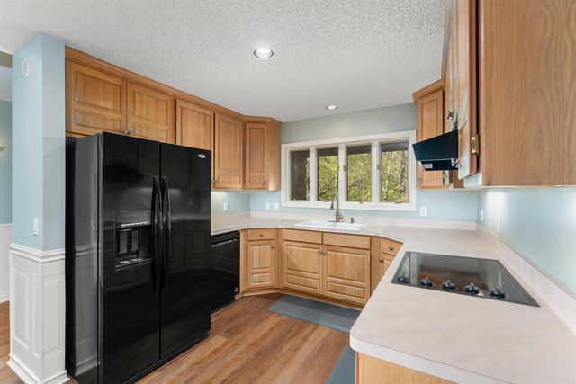 10 Princesa Lane, Hot Springs Village, AR 71909