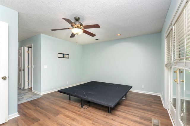 10 Princesa Lane, Hot Springs Village, AR 71909