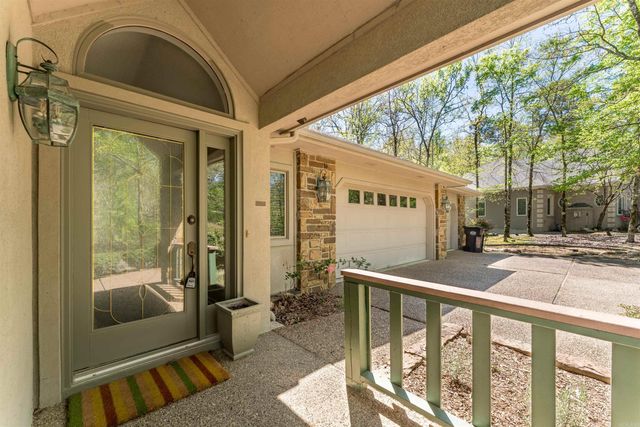 10 Princesa Lane, Hot Springs Village, AR 71909