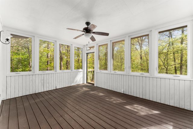 10 Princesa Lane, Hot Springs Village, AR 71909