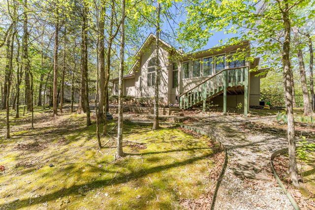 10 Princesa Lane, Hot Springs Village, AR 71909