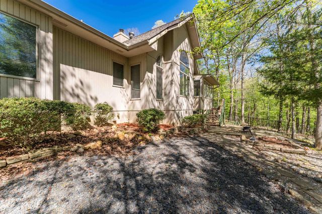 10 Princesa Lane, Hot Springs Village, AR 71909