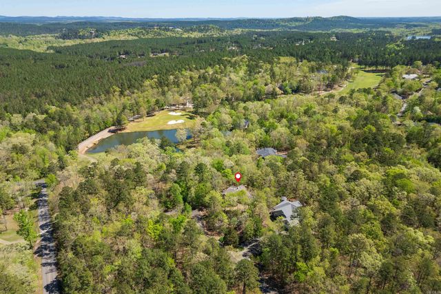 10 Princesa Lane, Hot Springs Village, AR 71909