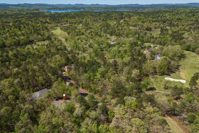 10 Princesa Lane, Hot Springs Village, AR 71909