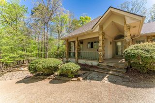 10 Princesa Lane, Hot Springs Village, AR 71909