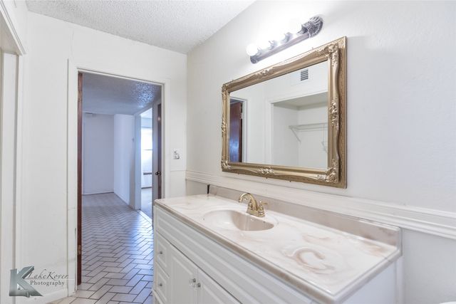 5690 I-20 E, Abilene, TX 79601