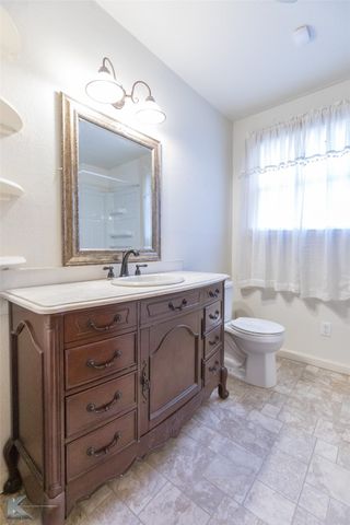 5690 I-20 E, Abilene, TX 79601