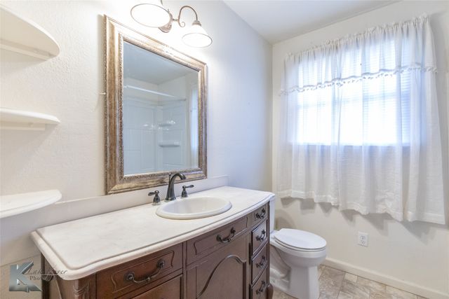 5690 I-20 E, Abilene, TX 79601