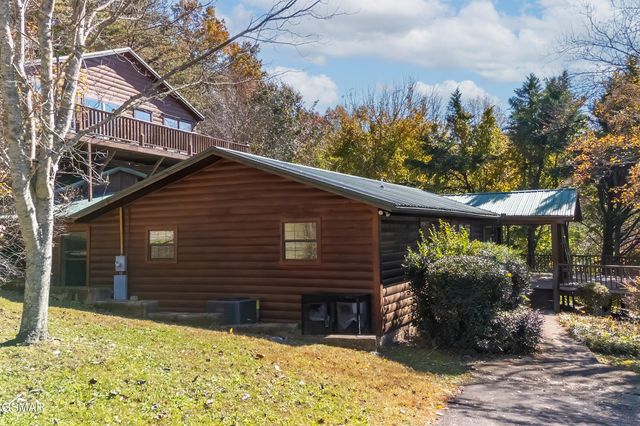 3588 Four Seasons Lane, Sevierville, TN 37862