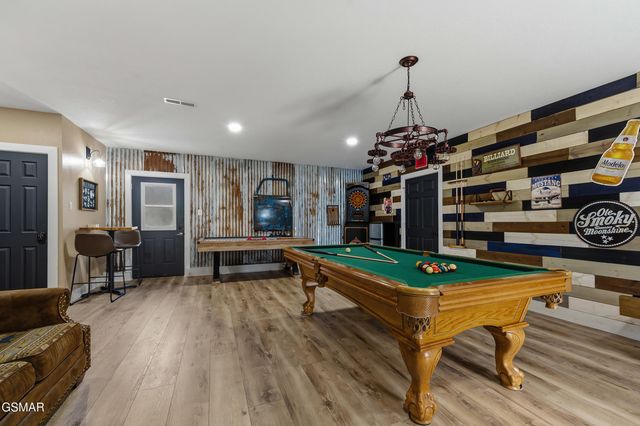3588 Four Seasons Lane, Sevierville, TN 37862