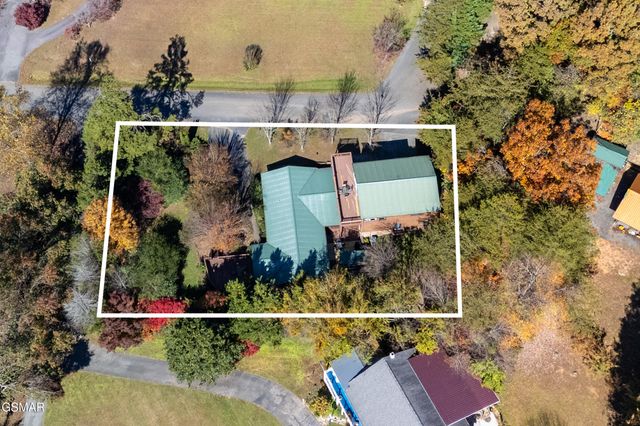 3588 Four Seasons Lane, Sevierville, TN 37862