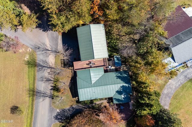 3588 Four Seasons Lane, Sevierville, TN 37862