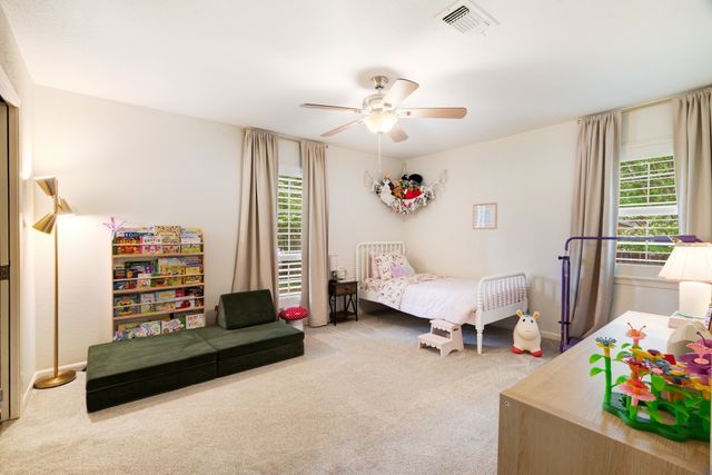 2745 Simpson Street, Paris, TX 75460