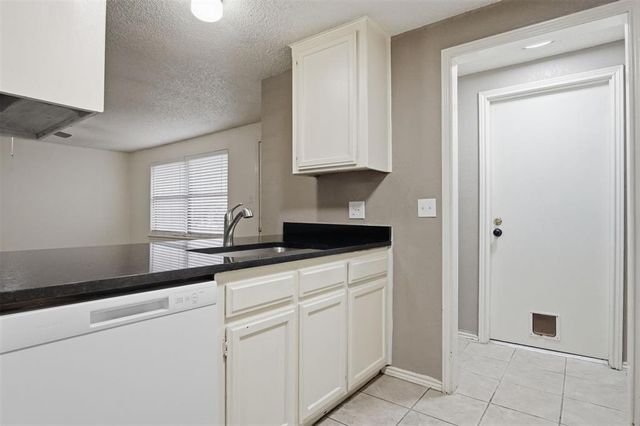 7702 NW 113th Place, Oklahoma City, OK 73162