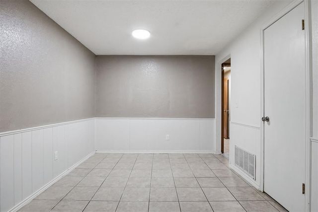 7702 NW 113th Place, Oklahoma City, OK 73162