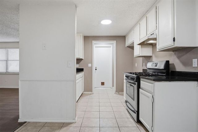 7702 NW 113th Place, Oklahoma City, OK 73162