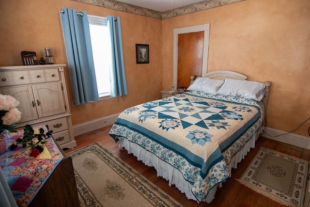 25 Mckinley St, Revere, MA 02151