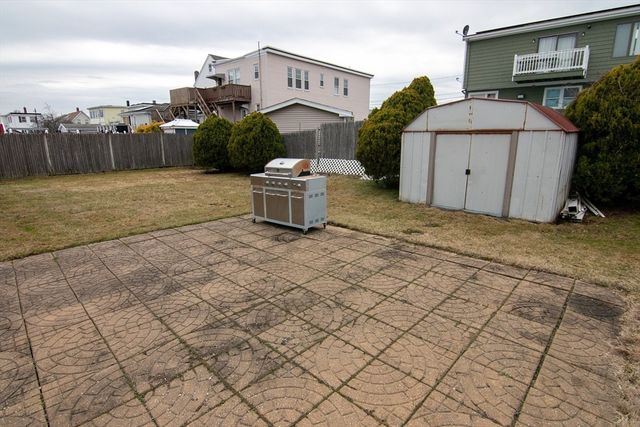 25 Mckinley St, Revere, MA 02151