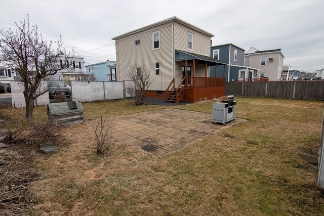 25 Mckinley St, Revere, MA 02151