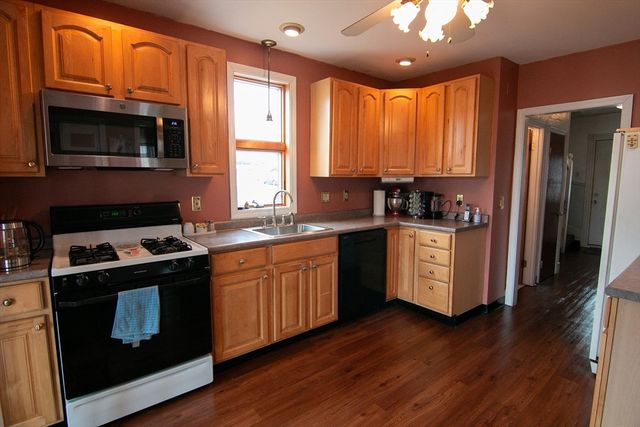 25 Mckinley St, Revere, MA 02151