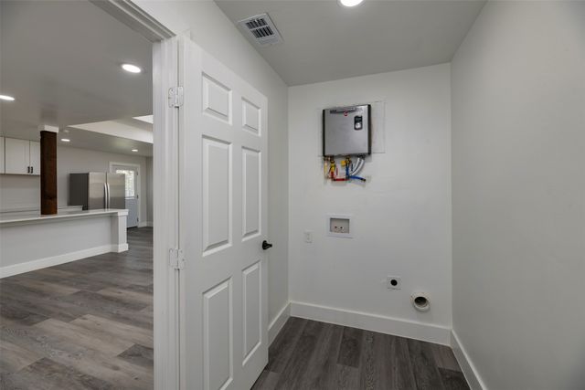 1409 W Bruton Road, Mesquite, TX 75149