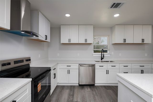 1409 W Bruton Road, Mesquite, TX 75149