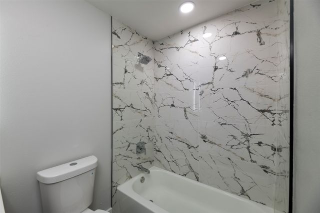 1409 W Bruton Road, Mesquite, TX 75149