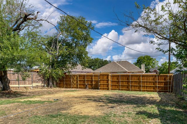 1409 W Bruton Road, Mesquite, TX 75149