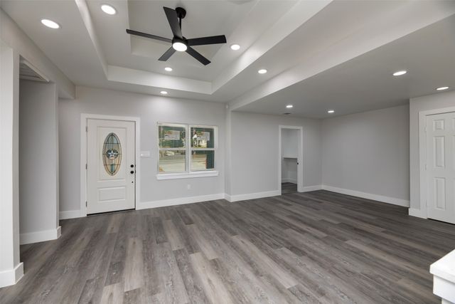 1409 W Bruton Road, Mesquite, TX 75149