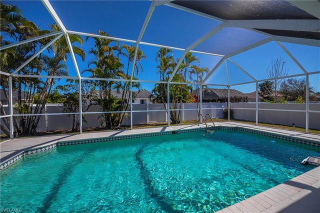 4535 SW 14th PL, Cape Coral, FL 33914